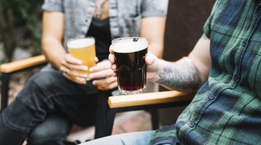 Riesgo de ACV aumenta con el consumo de alcohol aunque sea moderado